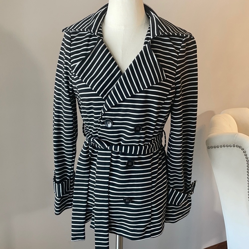 Women’s black and white striped BELTED JACKET. stretchy, double breasted. SZ med